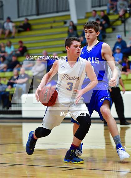 Thumbnail 2 in Cedarville vs. Paris  (AAA 3A Regional playoff) photogallery.