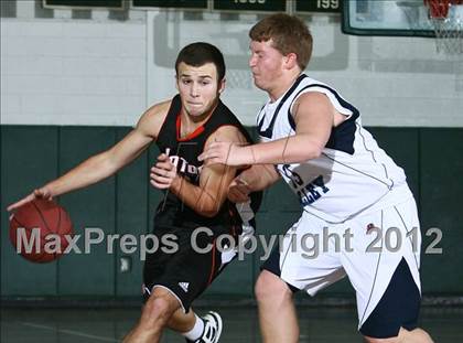 Thumbnail 3 in Putnam Valley vs. Croton-Harmon (5th Annual Putnam Challenge) photogallery.