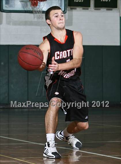 Thumbnail 1 in Putnam Valley vs. Croton-Harmon (5th Annual Putnam Challenge) photogallery.
