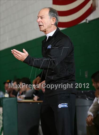 Thumbnail 2 in Putnam Valley vs. Croton-Harmon (5th Annual Putnam Challenge) photogallery.
