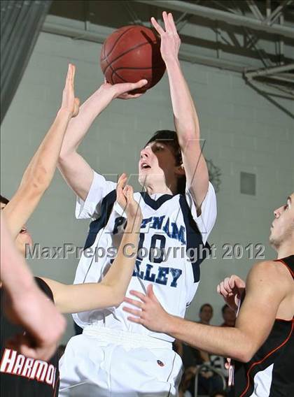 Thumbnail 1 in Putnam Valley vs. Croton-Harmon (5th Annual Putnam Challenge) photogallery.