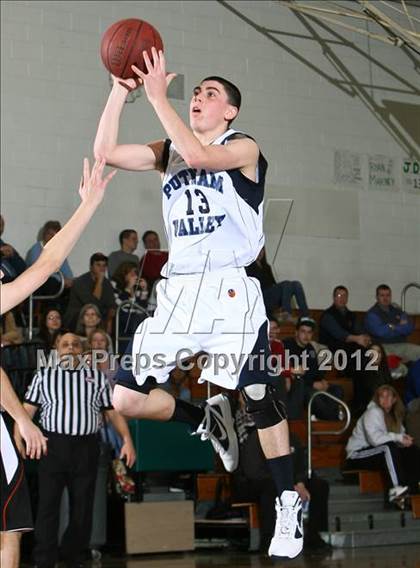Thumbnail 1 in Putnam Valley vs. Croton-Harmon (5th Annual Putnam Challenge) photogallery.