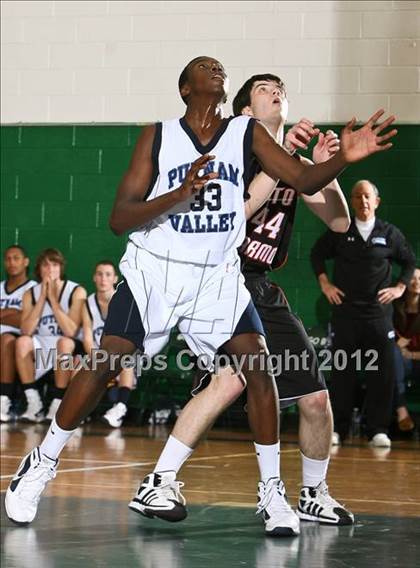 Thumbnail 2 in Putnam Valley vs. Croton-Harmon (5th Annual Putnam Challenge) photogallery.