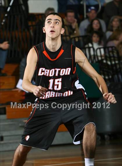 Thumbnail 3 in Putnam Valley vs. Croton-Harmon (5th Annual Putnam Challenge) photogallery.