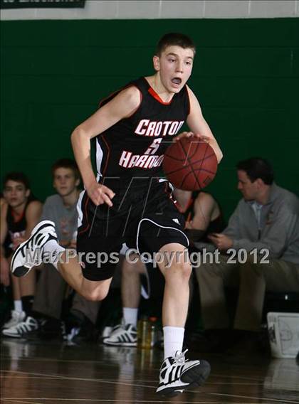 Thumbnail 3 in Putnam Valley vs. Croton-Harmon (5th Annual Putnam Challenge) photogallery.
