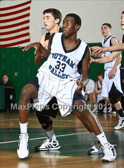Thumbnail 2 in Putnam Valley vs. Croton-Harmon (5th Annual Putnam Challenge) photogallery.