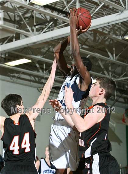 Thumbnail 1 in Putnam Valley vs. Croton-Harmon (5th Annual Putnam Challenge) photogallery.