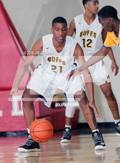 Thumbnail 2 in Fort Bend Elkins vs. Fort Bend Marshall (McDonald's Texas Invitational) photogallery.