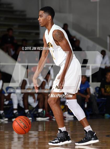 Thumbnail 1 in Fort Bend Elkins vs. Fort Bend Marshall (McDonald's Texas Invitational) photogallery.