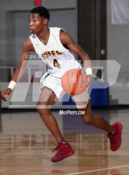 Thumbnail 3 in Fort Bend Elkins vs. Fort Bend Marshall (McDonald's Texas Invitational) photogallery.