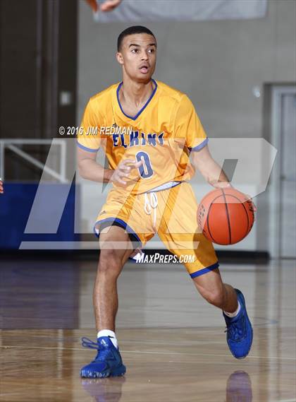 Thumbnail 2 in Fort Bend Elkins vs. Fort Bend Marshall (McDonald's Texas Invitational) photogallery.