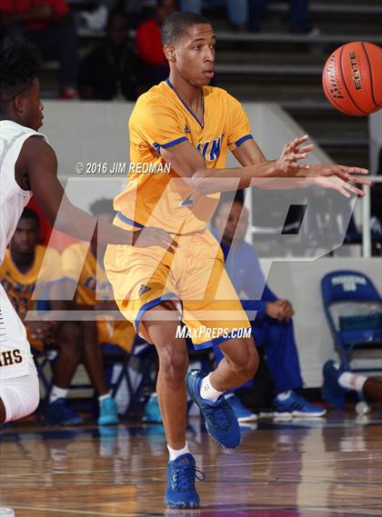 Thumbnail 3 in Fort Bend Elkins vs. Fort Bend Marshall (McDonald's Texas Invitational) photogallery.