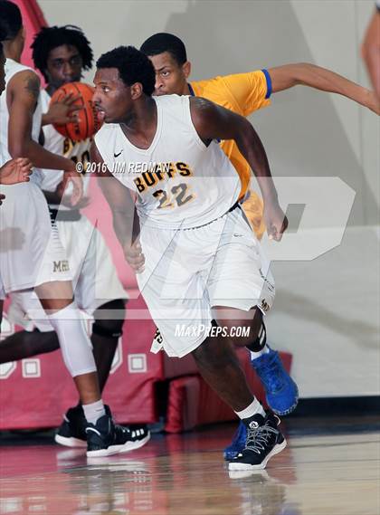 Thumbnail 3 in Fort Bend Elkins vs. Fort Bend Marshall (McDonald's Texas Invitational) photogallery.