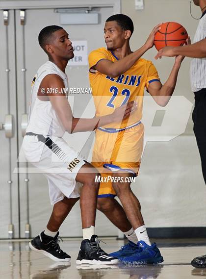 Thumbnail 3 in Fort Bend Elkins vs. Fort Bend Marshall (McDonald's Texas Invitational) photogallery.