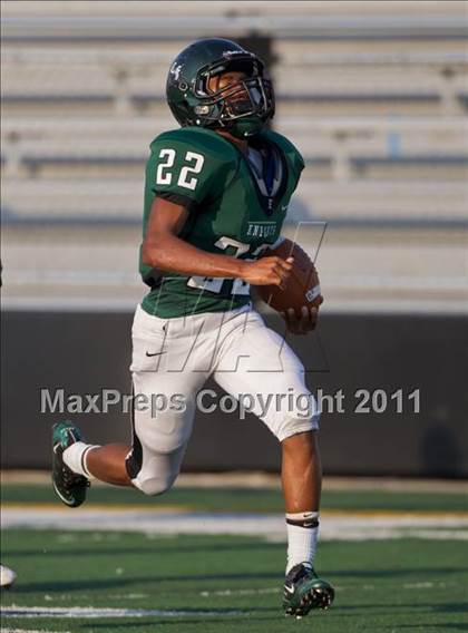 Thumbnail 3 in Clear Falls JV vs Houston Lee photogallery.