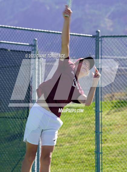 Thumbnail 1 in Thomas Jefferson vs Cheyenne Mountain (CHSAA 4A Round 1) photogallery.