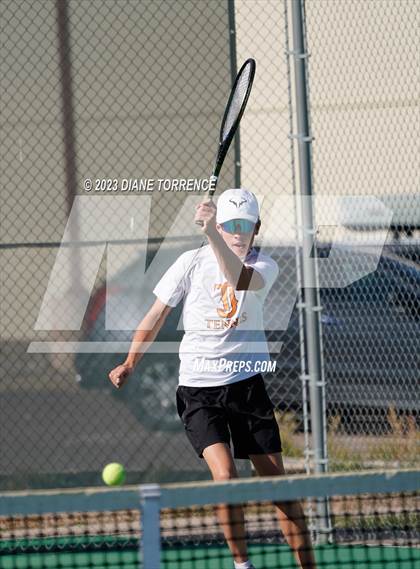 Thumbnail 2 in Thomas Jefferson vs Cheyenne Mountain (CHSAA 4A Round 1) photogallery.