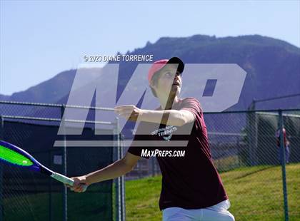 Thumbnail 2 in Thomas Jefferson vs Cheyenne Mountain (CHSAA 4A Round 1) photogallery.