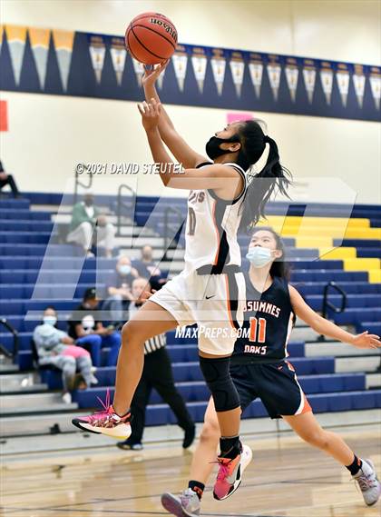 Thumbnail 3 in Cosumnes Oaks vs. Foothill (Rumble on the River) photogallery.