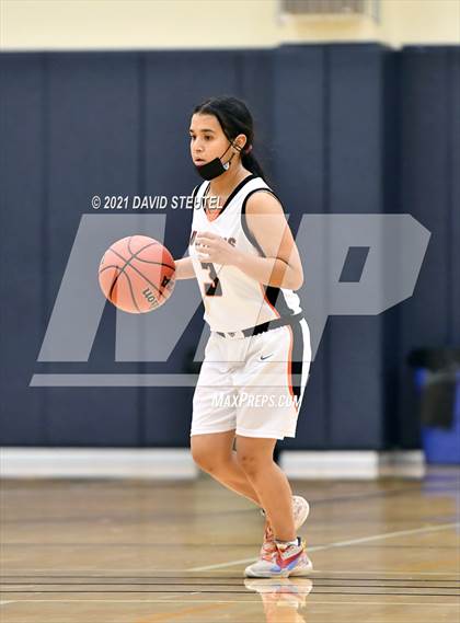 Thumbnail 3 in Cosumnes Oaks vs. Foothill (Rumble on the River) photogallery.