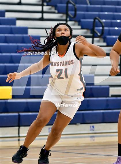 Thumbnail 2 in Cosumnes Oaks vs. Foothill (Rumble on the River) photogallery.