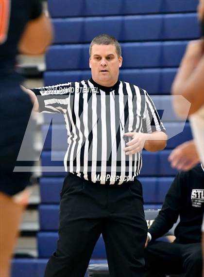 Thumbnail 3 in Cosumnes Oaks vs. Foothill (Rumble on the River) photogallery.