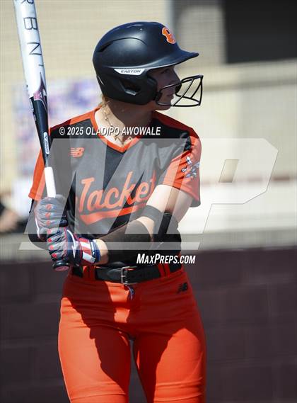 Thumbnail 2 in Rockwall vs. Reedy photogallery.