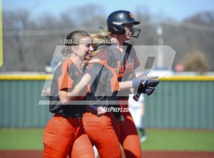 Thumbnail 1 in Rockwall vs. Reedy photogallery.