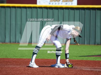 Thumbnail 2 in Rockwall vs. Reedy photogallery.