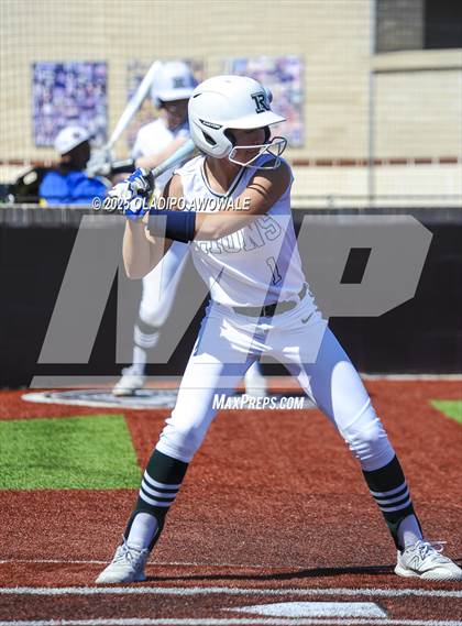 Thumbnail 2 in Rockwall vs. Reedy photogallery.