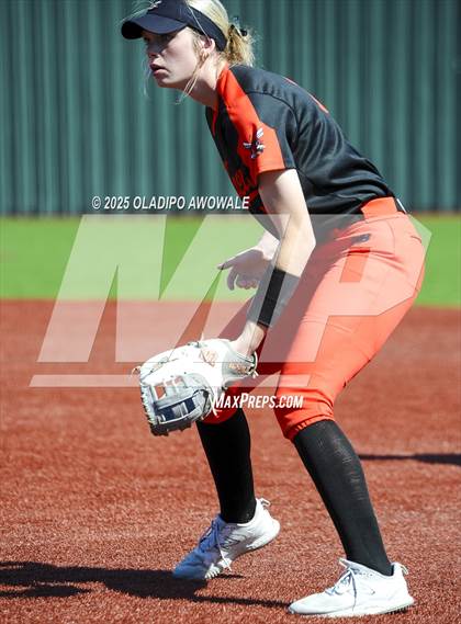 Thumbnail 2 in Rockwall vs. Reedy photogallery.