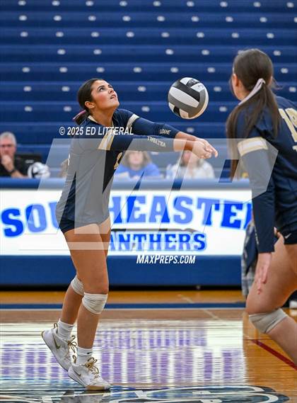 Thumbnail 1 in Notre Dame vs. South Gallia (OHSAA Division VII District Semifinal) photogallery.
