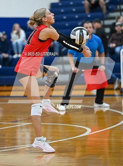 Thumbnail 3 in Notre Dame vs. South Gallia (OHSAA Division VII District Semifinal) photogallery.