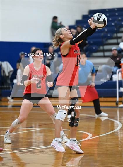 Thumbnail 1 in Notre Dame vs. South Gallia (OHSAA Division VII District Semifinal) photogallery.