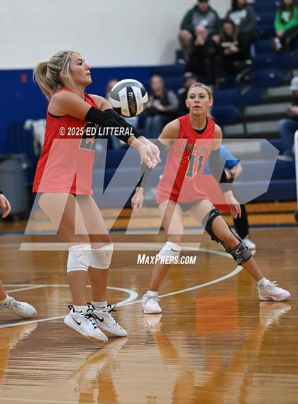 Thumbnail 3 in Notre Dame vs. South Gallia (OHSAA Division VII District Semifinal) photogallery.