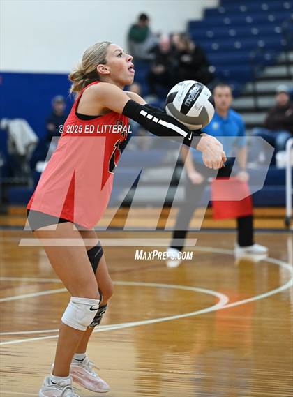 Thumbnail 2 in Notre Dame vs. South Gallia (OHSAA Division VII District Semifinal) photogallery.