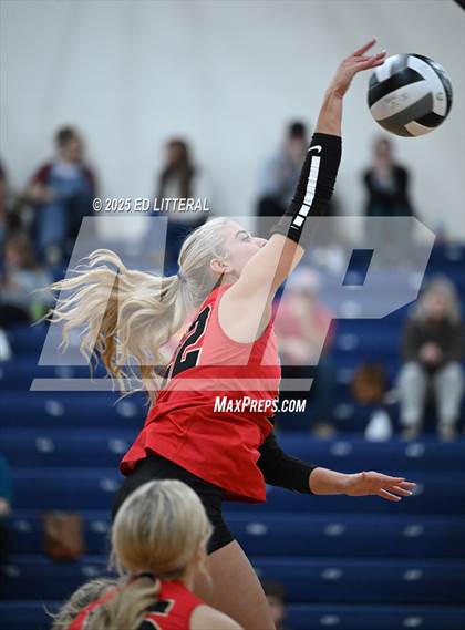 Thumbnail 1 in Notre Dame vs. South Gallia (OHSAA Division VII District Semifinal) photogallery.