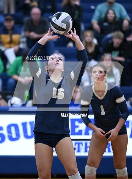 Thumbnail 2 in Notre Dame vs. South Gallia (OHSAA Division VII District Semifinal) photogallery.