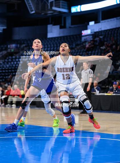 Thumbnail 2 in Hoehne vs. Mancos (CHSAA 2A Consolation Semifinal) photogallery.