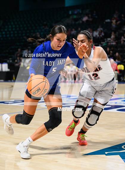Thumbnail 1 in Hoehne vs. Mancos (CHSAA 2A Consolation Semifinal) photogallery.