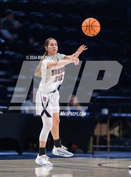 Thumbnail 1 in Hoehne vs. Mancos (CHSAA 2A Consolation Semifinal) photogallery.