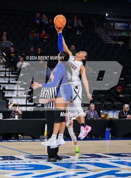 Thumbnail 1 in Hoehne vs. Mancos (CHSAA 2A Consolation Semifinal) photogallery.