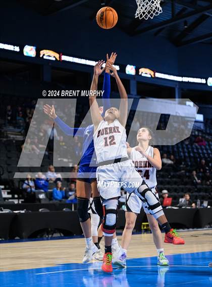 Thumbnail 2 in Hoehne vs. Mancos (CHSAA 2A Consolation Semifinal) photogallery.