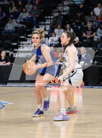 Thumbnail 1 in Hoehne vs. Mancos (CHSAA 2A Consolation Semifinal) photogallery.
