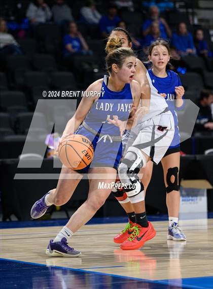 Thumbnail 1 in Hoehne vs. Mancos (CHSAA 2A Consolation Semifinal) photogallery.