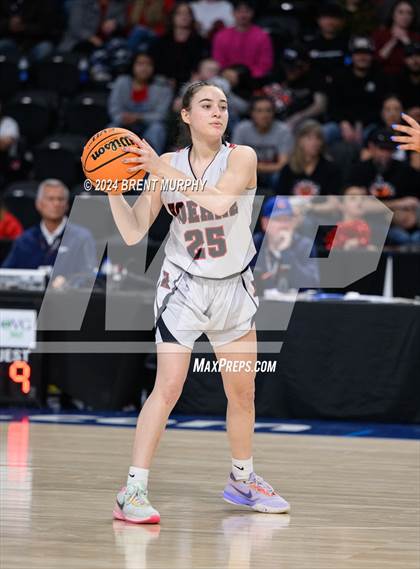 Thumbnail 1 in Hoehne vs. Mancos (CHSAA 2A Consolation Semifinal) photogallery.