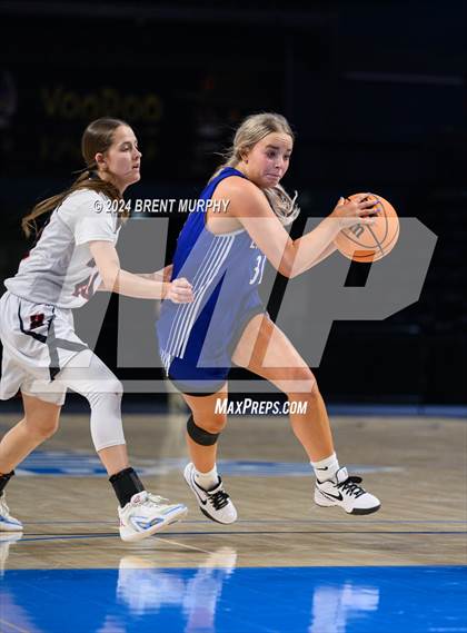 Thumbnail 1 in Hoehne vs. Mancos (CHSAA 2A Consolation Semifinal) photogallery.