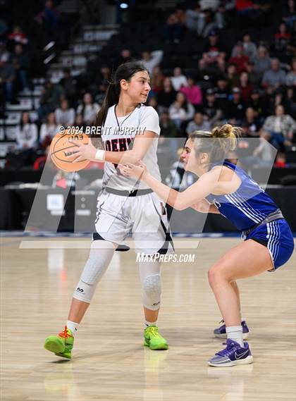 Thumbnail 1 in Hoehne vs. Mancos (CHSAA 2A Consolation Semifinal) photogallery.