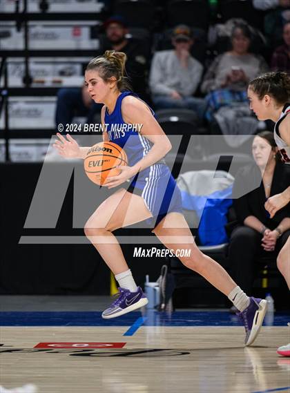 Thumbnail 2 in Hoehne vs. Mancos (CHSAA 2A Consolation Semifinal) photogallery.