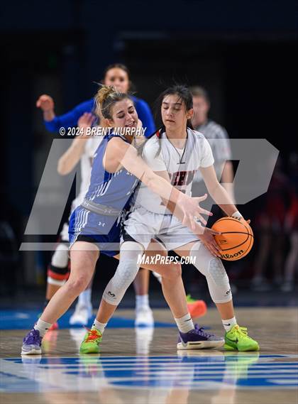 Thumbnail 2 in Hoehne vs. Mancos (CHSAA 2A Consolation Semifinal) photogallery.